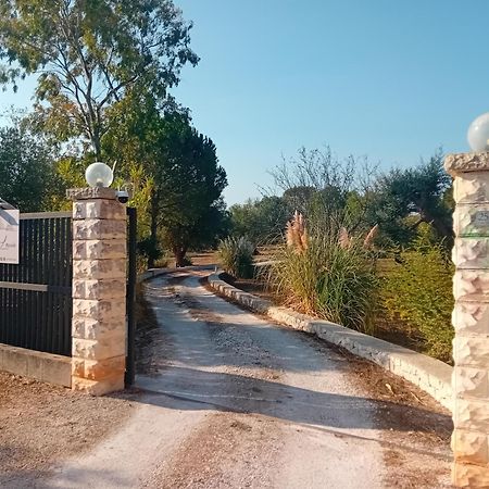 Villa Il Leccio - Trulli Cisternino Exterior foto