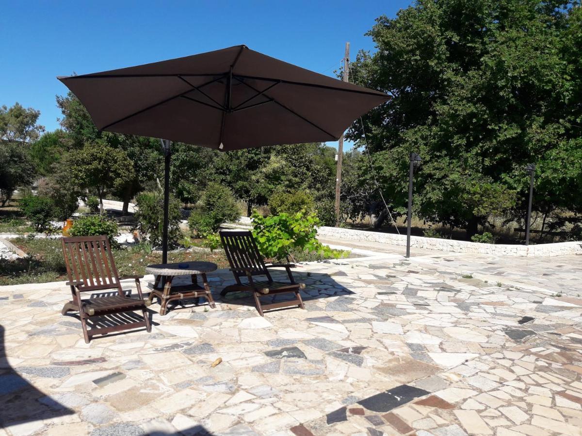 Villa Il Leccio - Trulli Cisternino Exterior foto